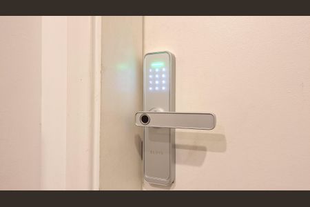 Apartamento à venda com 64m², 2 quartos e 2 vagas Apartamento à venda com 64m², 2 quartos e 2 vagasFechadura eletrônica