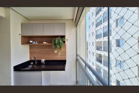 Apartamento à venda com 64m², 2 quartos e 2 vagas Apartamento à venda com 64m², 2 quartos e 2 vagasVaranda