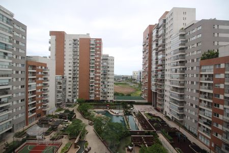 Vista de apartamento à venda com 2 quartos, 73m² em Barra da Tijuca, Rio de Janeiro