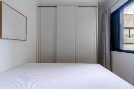 Quarto de apartamento à venda com 1 quarto, 40m² em Santo Amaro, São Paulo