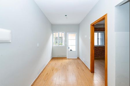 Casa para alugar com 25m², 1 quarto e sem vaga Casa para alugar com 25m², 1 quarto e sem vagaSala/Cozinha