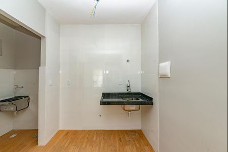 Sala/Cozinha de casa para alugar com 1 quarto, 25m² em Alto Caiçaras, Belo Horizonte