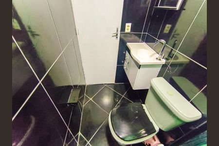 Apartamento para alugar com 45m², 2 quartos e 1 vaga Apartamento para alugar com 45m², 2 quartos e 1 vagaBanheiro