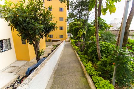 Apartamento para alugar com 45m², 2 quartos e 1 vaga Apartamento para alugar com 45m², 2 quartos e 1 vagaEntrada