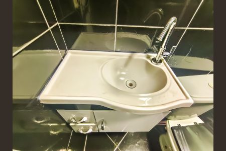 Apartamento para alugar com 45m², 2 quartos e 1 vaga Apartamento para alugar com 45m², 2 quartos e 1 vagaBanheiro