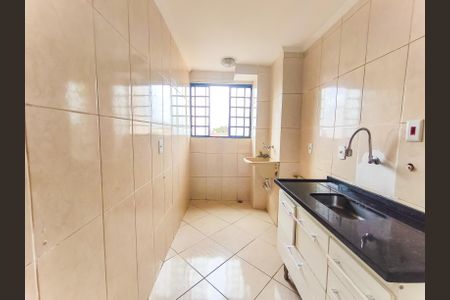 Apartamento para alugar com 45m², 2 quartos e 1 vaga Apartamento para alugar com 45m², 2 quartos e 1 vagaCozinha e Área de Serviço