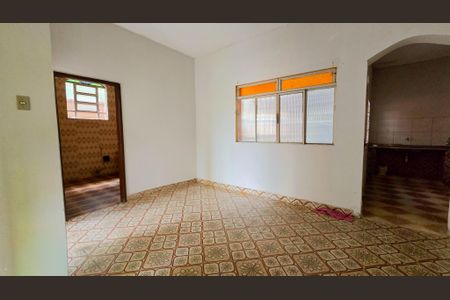 Casa à venda com 3 quartos, 228m² em Padre Eustáquio, Belo Horizonte
