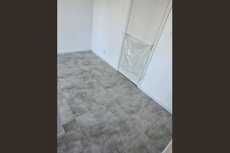 Detalhe da sala de apartamento à venda com 2 quartos, 50m² em Santo Cristo, Rio de Janeiro