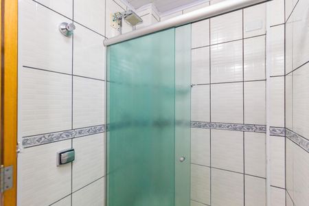 Banheiro de apartamento para alugar com 1 quarto, 35m² em Brás, São Paulo