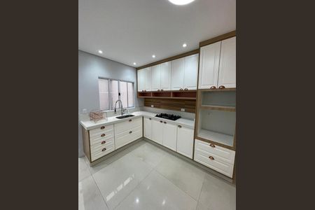 Casa à venda com 165m², 3 quartos e 3 vagas Casa à venda com 165m², 3 quartos e 3 vagasFoto 22