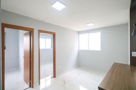 Sala de apartamento para alugar com 2 quartos, 36m² em Vila Palmares, São Caetano do Sul