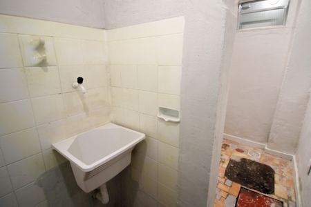 Casa para alugar com 50m², 1 quarto e sem vagaÁrea de Serviço