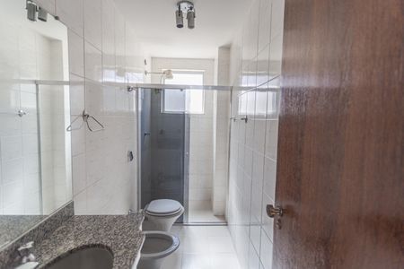 Banheiro da Suíte de apartamento à venda com 3 quartos, 95m² em Funcionários, Belo Horizonte