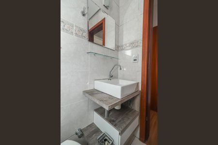 Banheiro da Suíte de apartamento à venda com 1 quarto, 40m² em Rio Branco, Porto Alegre