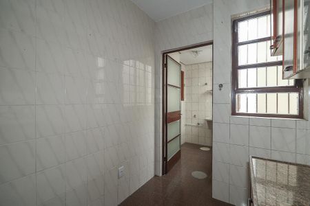 Cozinha de apartamento à venda com 1 quarto, 40m² em Rio Branco, Porto Alegre