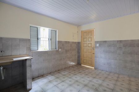 Cozinha de casa para alugar com 1 quarto, 50m² em Vila Amalia (zona Norte), São Paulo
