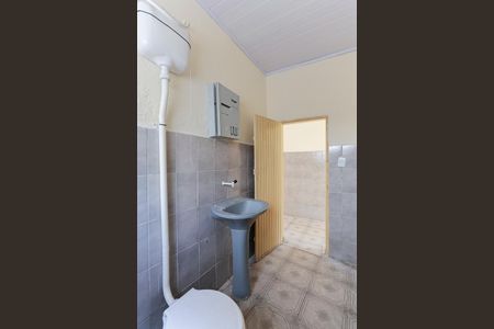 Banheiro de casa para alugar com 1 quarto, 50m² em Vila Amalia (zona Norte), São Paulo