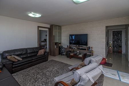Sala de apartamento à venda com 4 quartos, 220m² em Vila Gumercindo, São Paulo