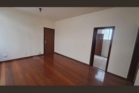 Sala de apartamento para alugar com 3 quartos, 85m² em Sagrada Família, Belo Horizonte