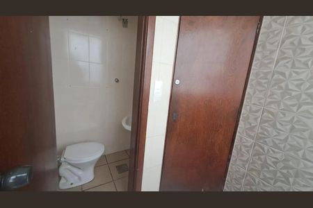 Banheiro de apartamento para alugar com 3 quartos, 85m² em Sagrada Família, Belo Horizonte