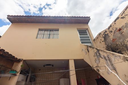 Casa à venda com 125m², 3 quartos e 2 vagasQuintal