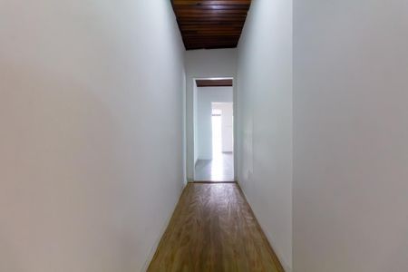 Escada de casa para alugar com 1 quarto, 83m² em Vila Beatriz, São Paulo