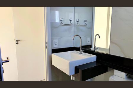 Apartamento para alugar com 62m², 2 quartos e 2 vagas Apartamento para alugar com 62m², 2 quartos e 2 vagasBanheiro Social