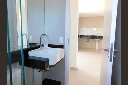 Apartamento para alugar com 62m², 2 quartos e 2 vagasBanheiro Suíte 