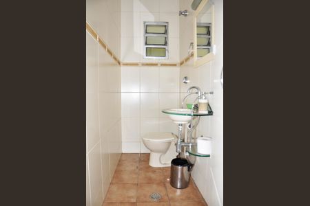 Detalhe - Lavabo da Sala de casa para alugar com 2 quartos, 59m² em Jardim Mangalot, São Paulo
