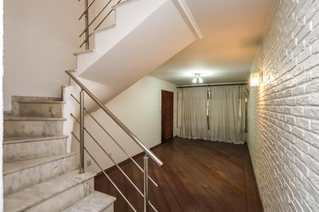 Sala de casa à venda com 4 quartos, 140m² em Vila Moinho Velho, São Paulo