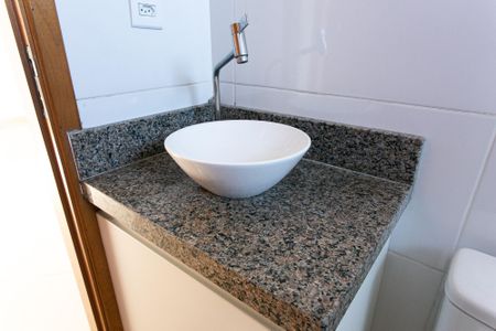 Apartamento para alugar com 40m², 2 quartos e sem vagaBanheiro