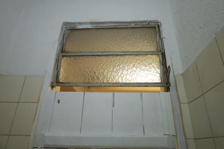 Casa para alugar com 78m², 3 quartos e 3 vagasBanheiro da área externa