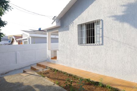 Casa para alugar com 78m², 3 quartos e 3 vagasÁrea frontal