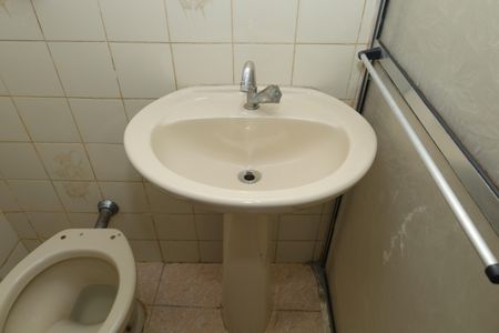 Casa para alugar com 78m², 3 quartos e 3 vagasBanheiro