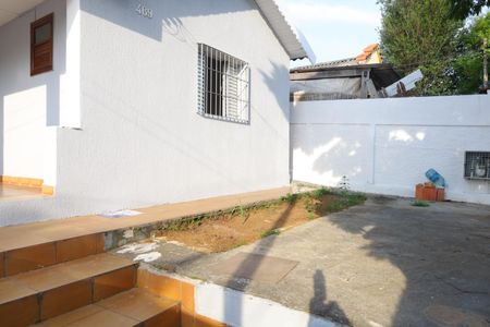 Casa para alugar com 78m², 3 quartos e 3 vagasÁrea frontal