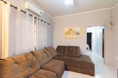 Casa à venda com 3 quartos, 150m² em Estância Velha, Canoas