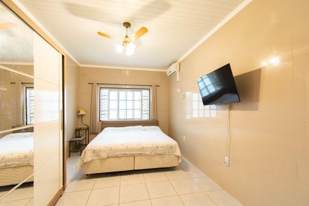 Casa à venda com 3 quartos, 150m² em Estância Velha, Canoas