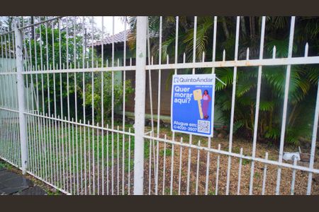 Casa à venda com 240m², 3 quartos e 2 vagasPlaca no imóvel 