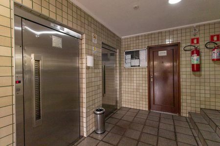 Apartamento para alugar com 48m², 2 quartos e 1 vagaHall de elevadores