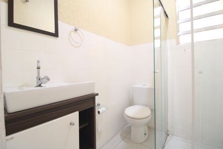 Banheiro de casa para alugar com 1 quarto, 100m² em Socorro, São Paulo