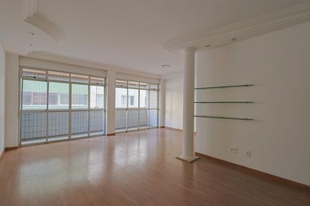 Sala de apartamento à venda com 4 quartos, 130m² em Ipiranga, Belo Horizonte