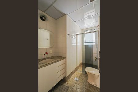 Banheiro de apartamento à venda com 4 quartos, 130m² em Ipiranga, Belo Horizonte