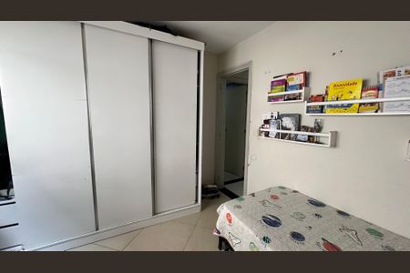Apartamento à venda com 240m², 3 quartos e 3 vagas Apartamento à venda com 240m², 3 quartos e 3 vagasQuarto 2