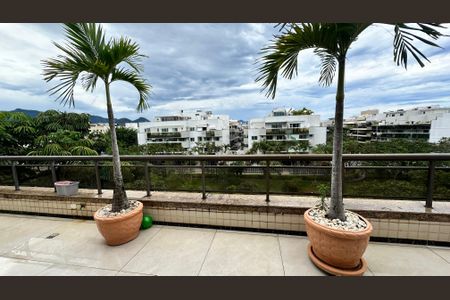 Varanda de apartamento à venda com 3 quartos, 240m² em Recreio dos Bandeirantes, Rio de Janeiro