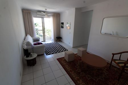Sala de apartamento para alugar com 3 quartos, 70m² em Parque das Flores, Campinas