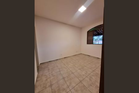 Quarto de casa para alugar com 3 quartos, 260m² em Jardim Atlântico, Belo Horizonte