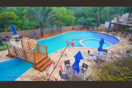 Casa de condomínio à venda com 218m², 3 quartos e 2 vagasÁrea comum - Piscina