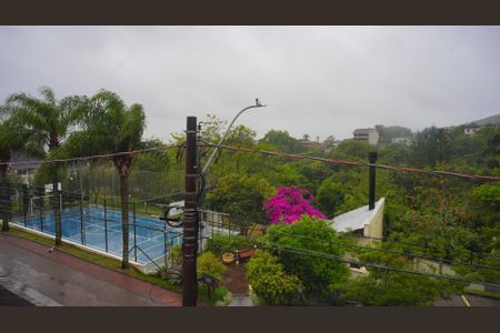 Casa de condomínio à venda com 218m², 3 quartos e 2 vagasVista da Rua