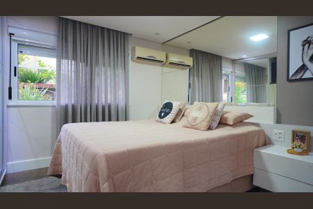 Casa de condomínio à venda com 218m², 3 quartos e 2 vagasSuite 1