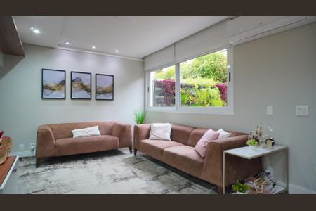 Sala  de casa de condomínio à venda com 3 quartos, 218m² em Teresópolis, Porto Alegre